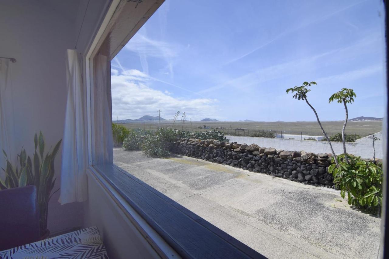 Casa Famara Villa เตกีเซ ภายนอก รูปภาพ